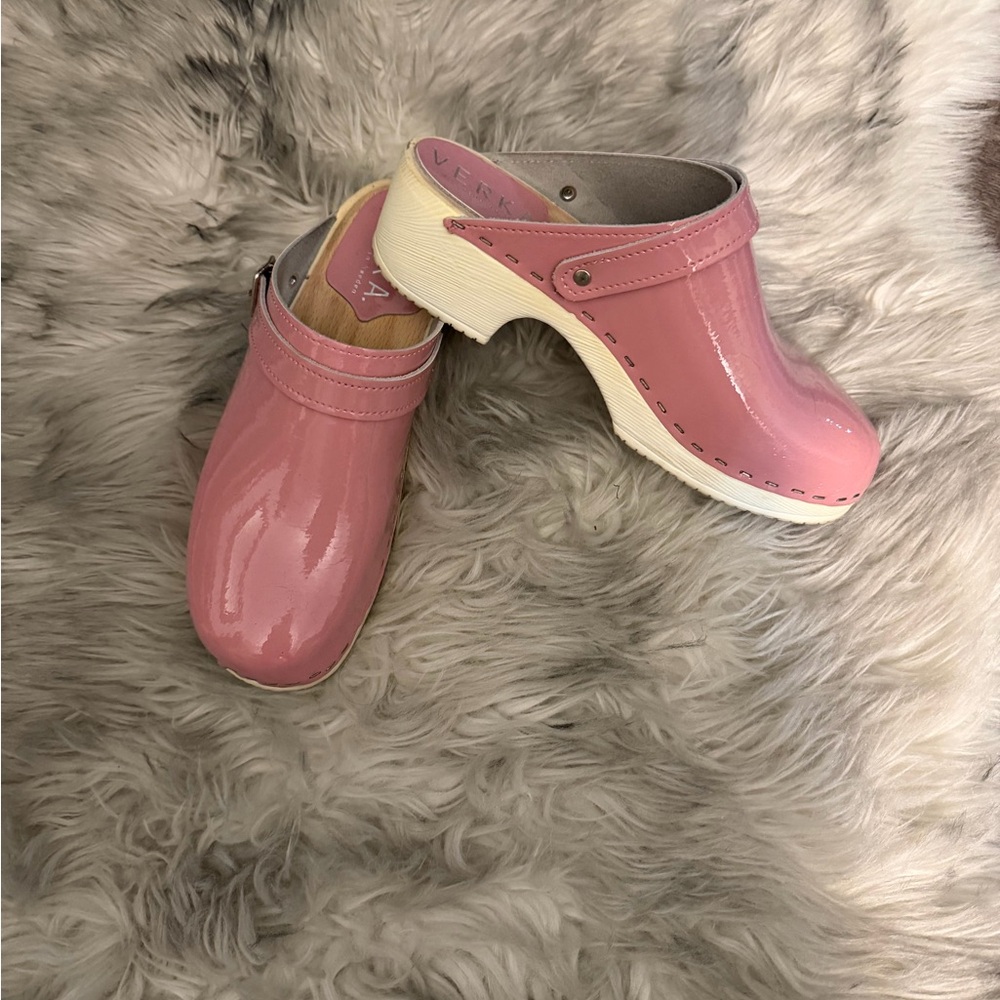 Pink Patent Leather Women's Mules